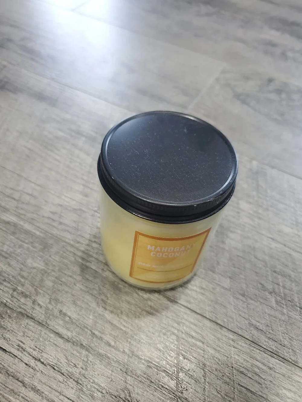 Bath And Body Works Mahogany Coconut Candle